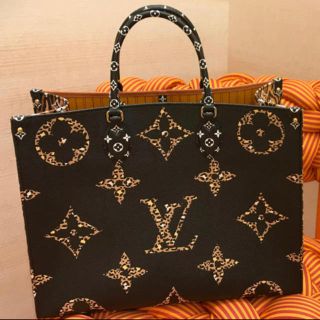 ルイヴィトン(LOUIS VUITTON)のluis vitton オンザゴーGM(ハンドバッグ)