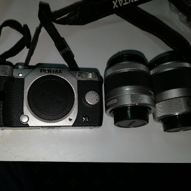 PENTAX Q10 一眼レフ　デジタルカメラ 1
