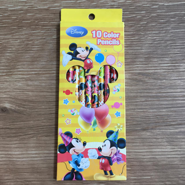 Disney(ディズニー)の新品 ディズニー ミッキー 色鉛筆 10色 エンタメ/ホビーのアート用品(色鉛筆)の商品写真