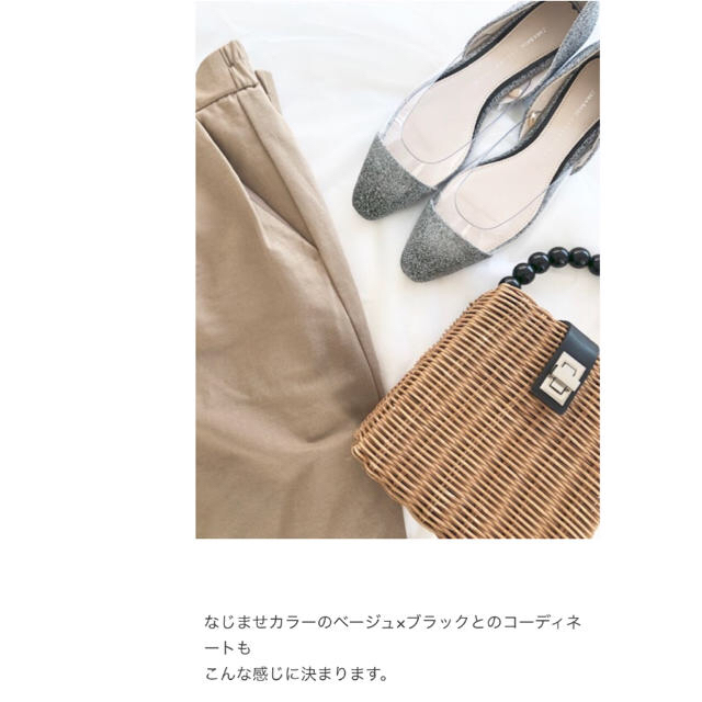 ZARA(ザラ)の新品タグ付 SNS人気完売 ZARA2019SS シルバーPVCパンプス 35 レディースの靴/シューズ(ハイヒール/パンプス)の商品写真