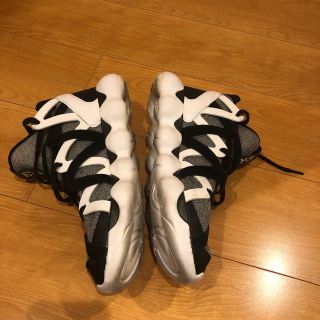 Y-3(ワイスリー)のY-3 KYUJO HIGH 28.5cm メンズの靴/シューズ(スニーカー)の商品写真