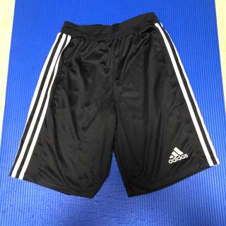 アディダス(adidas)のadidas ハーフパンツ(ショートパンツ)