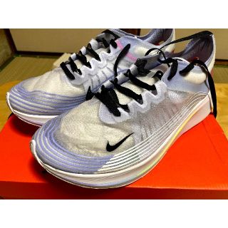 ナイキ(NIKE)のNIKE ZOOM FLY BETRUE ar4348-105 white(スニーカー)