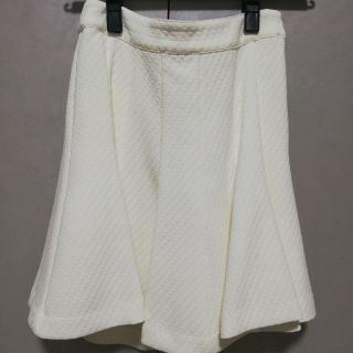 スタニングルアー(STUNNING LURE)のスタンニングルアー　ミニスカート　白　フレア　size34(ミニスカート)