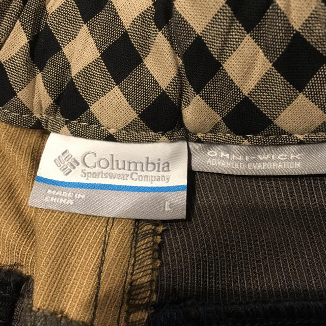 Columbia(コロンビア)の新品タグ付き《コロンビア》ハーフパンツLサイズ スポーツ/アウトドアのアウトドア(登山用品)の商品写真