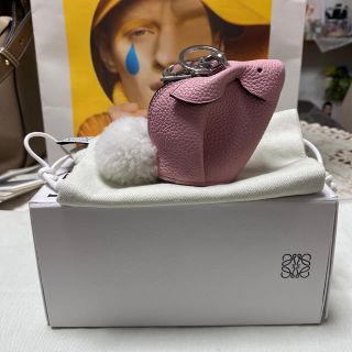 ロエベ(LOEWE)のロエベチャーム❤️ウサギさん❤️未使用同様♥️本日限定価格❤️(チャーム)