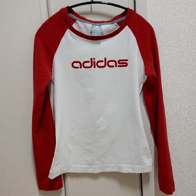 adidas(アディダス)のadidas 長T レディースのトップス(Tシャツ(長袖/七分))の商品写真