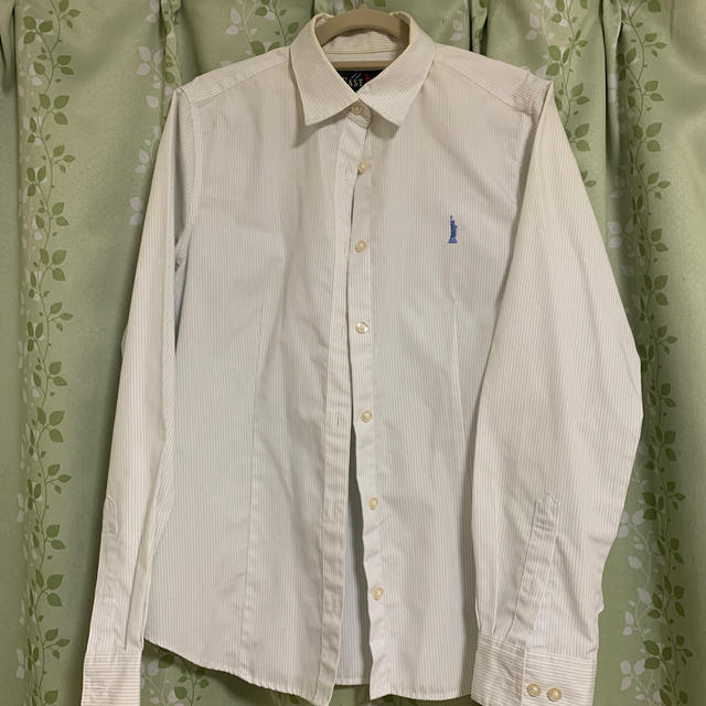 EASTBOY(イーストボーイ)のイーストボーイ　制服　ワイシャツ レディースのトップス(シャツ/ブラウス(長袖/七分))の商品写真
