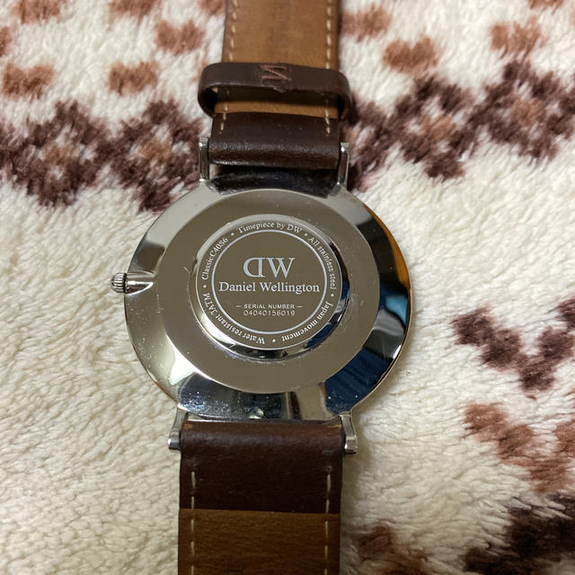 Daniel Wellington(ダニエルウェリントン)の土曜まで限定特価　ダニエルウェリントン　腕時計　レザー メンズの時計(腕時計(アナログ))の商品写真