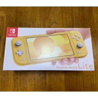 ニンテンドースイッチ(Nintendo Switch)のスイッチライト　Nintendo Switch Lite イエロー(家庭用ゲーム機本体)