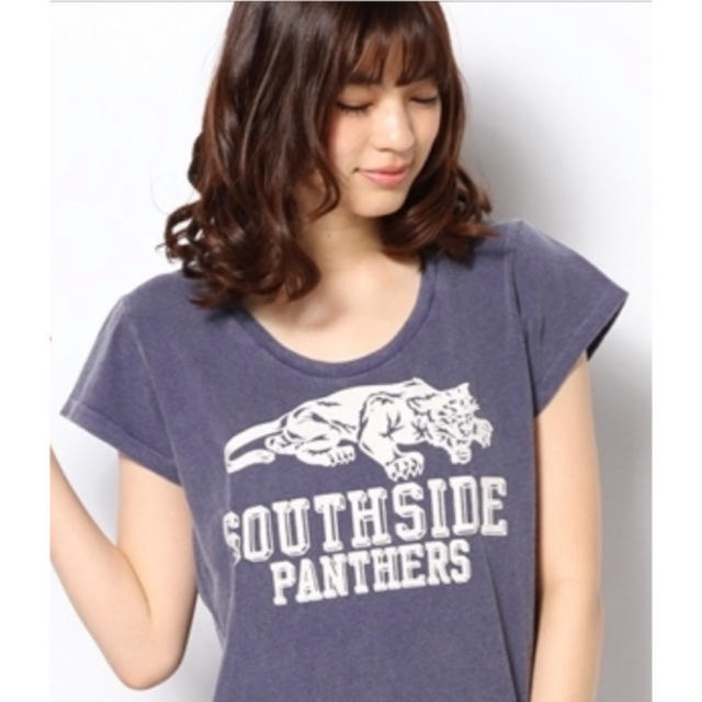 JOURNAL STANDARD(ジャーナルスタンダード)のMixtaミクスタSOUTHSIDE PANSERTシャツ レディースのトップス(Tシャツ(半袖/袖なし))の商品写真