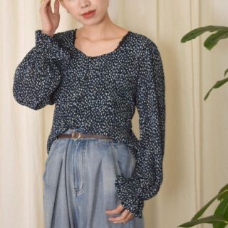 ダブルクローゼット(w closet)のダブルクローゼット  前開きスクエアネックシフォンブラウス(シャツ/ブラウス(長袖/七分))