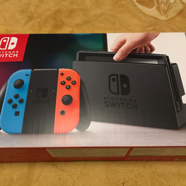 Nintendo Switch(ニンテンドースイッチ)のニンテンドースイッチ【任天堂switch】本体美品 エンタメ/ホビーのゲームソフト/ゲーム機本体(家庭用ゲーム機本体)の商品写真