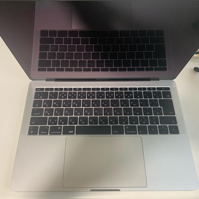 Apple(アップル)のmacbook pro 2017 13インチ スマホ/家電/カメラのPC/タブレット(ノートPC)の商品写真