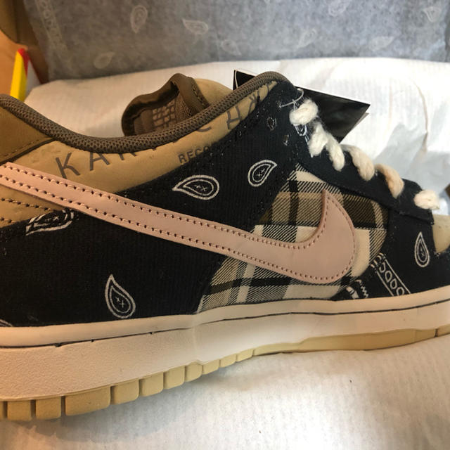 NIKE(ナイキ)のTravis Scott x Dunk Low SB 27cm メンズの靴/シューズ(スニーカー)の商品写真