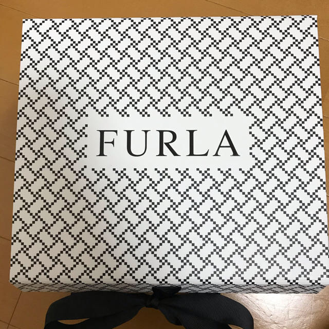 人気格安 Furla by ぴー's shop｜フルラならラクマ - フルラの通販 定番 - www.championusa.jp