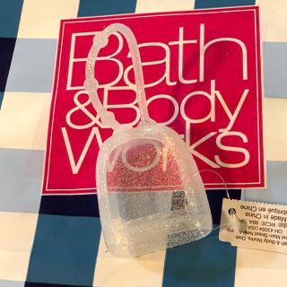 バスアンドボディーワークス(Bath & Body Works)のハンド除菌ジェル用ホルダー　クリアラメ(ハンドクリーム)