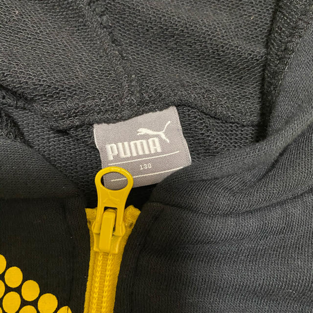 PUMA(プーマ)のPUMA プーマ パーカー　USED 130サイズ キッズ/ベビー/マタニティのキッズ服男の子用(90cm~)(ジャケット/上着)の商品写真