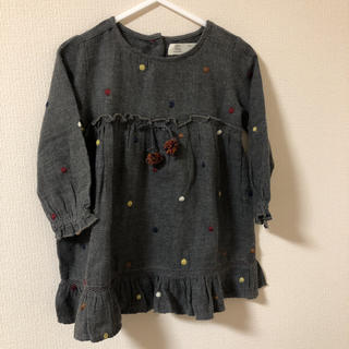 ザラキッズ(ZARA KIDS)のZARAベビー 刺繍ワンピース 86cm 12-18months(ワンピース)