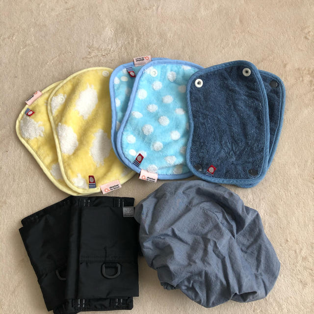 BABYBJORN(ベビービョルン)の《ベビービョルン onekai》 キッズ/ベビー/マタニティの外出/移動用品(抱っこひも/おんぶひも)の商品写真