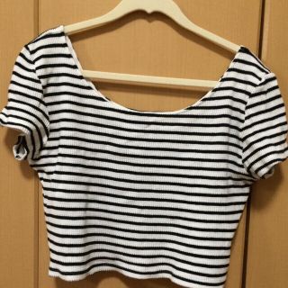 エイチアンドエム(H&M)のH&M ボーダー ショート丈 Tシャツ(Tシャツ(半袖/袖なし))