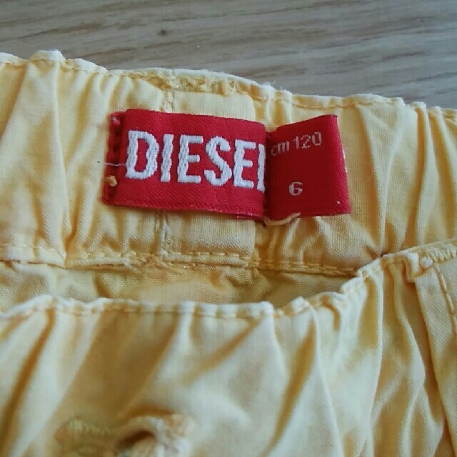 DIESEL(ディーゼル)の☆専用ページ　TOMMY HILFIGERパンツ2枚ディーゼルパンツ キッズ/ベビー/マタニティのキッズ服男の子用(90cm~)(パンツ/スパッツ)の商品写真