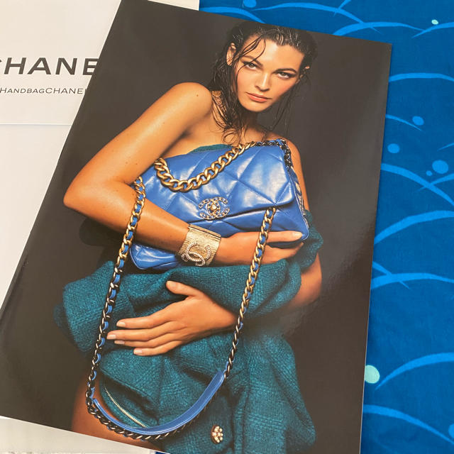 CHANEL(シャネル)のCHANEL カタログ エンタメ/ホビーの雑誌(ファッション)の商品写真