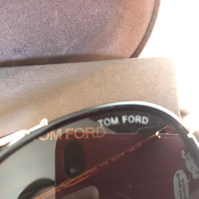 TOM FORD(トムフォード)のTOM FORD サングラス 新品未使用 メンズのファッション小物(サングラス/メガネ)の商品写真