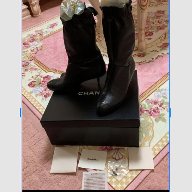低価特価】 CHANEL - 未使用 CHANEL ブーツ正規品の通販 by a shop