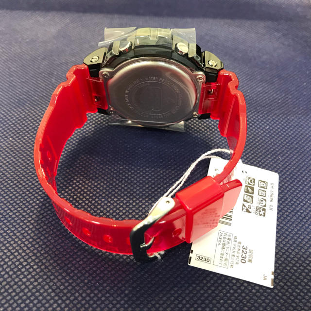 新品☆ G-SHOCK GM-6900B-4JF メタルケース 【国内正規品】