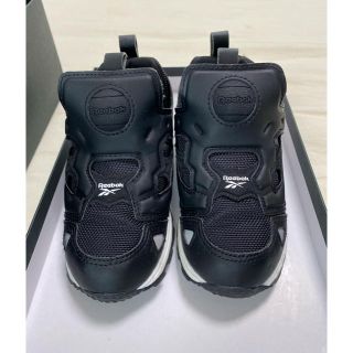 リーボック(Reebok)のインスタポンプフューリー(スニーカー)