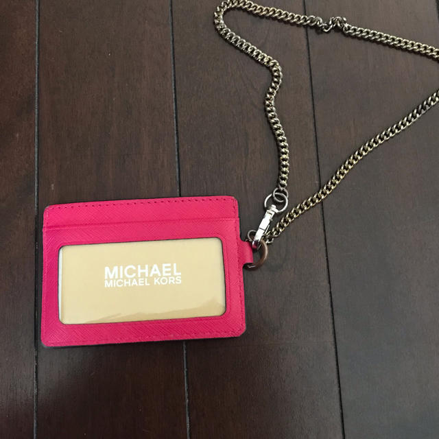 Michael Kors - マイケルコース 定期入れの通販 by ここ☆プロフ必読｜マイケルコースならラクマ