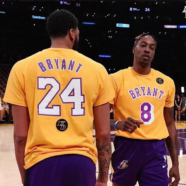 NBA コービーブライアント 追悼試合Tシャツ ☆レプリカ 新品 XL NBA コービーブライアント 追悼試合Tシャツ ☆レプリカ 新品 XL