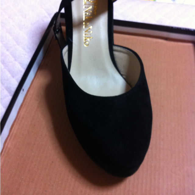 ウェッジソール ブラック レディースの靴/シューズ(ハイヒール/パンプス)の商品写真