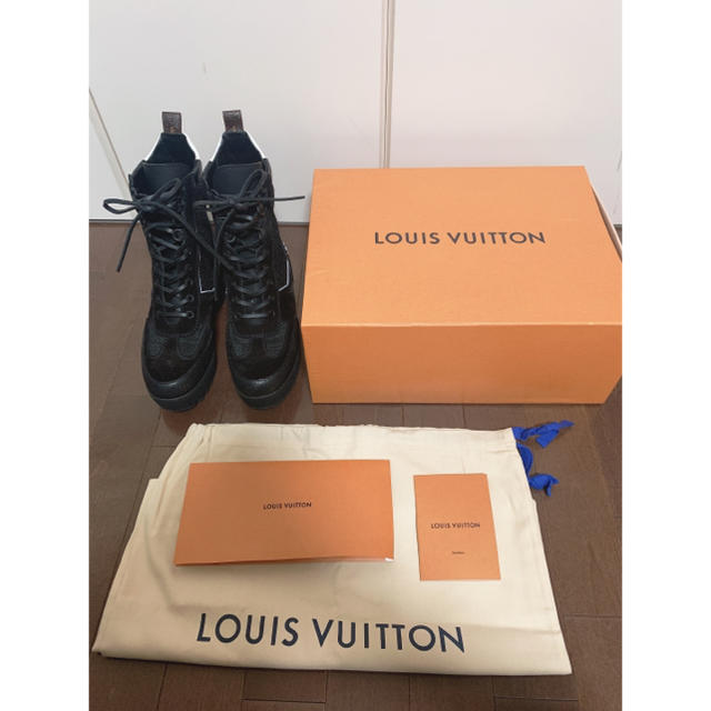 LOUIS VUITTONショートブーツ ローリエートライン アンクルブーツ