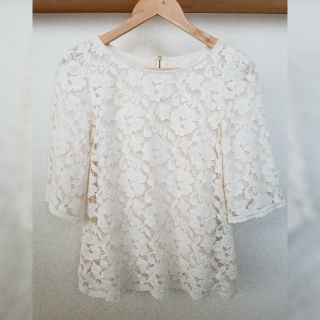 ロペ(ROPE’)の【美品】ROPE コットンレースブラウス　アイボリー38(シャツ/ブラウス(長袖/七分))