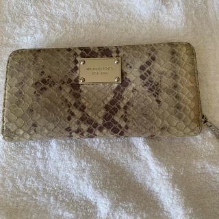 マイケルコース(Michael Kors)のMICHAEL KORS マイケルコース 長財布　パイソン柄(財布)