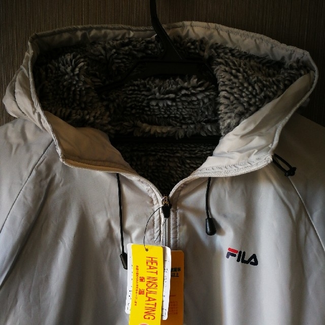 FILA(フィラ)のFILA ベンチコート   XLサイズ ライトグレー メンズのジャケット/アウター(ナイロンジャケット)の商品写真