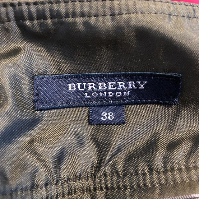 BURBERRY(バーバリー)の♡バーバリー　ミディスカート きれい目レース♡ レディースのスカート(ひざ丈スカート)の商品写真