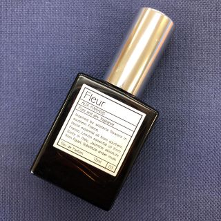 オゥパラディ(AUX PARADIS)のAUX PARADIS フルール15ml(香水(女性用))