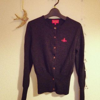 ヴィヴィアンウエストウッド(Vivienne Westwood)のヴィヴィアン＊グレーカーディガン(カーディガン)