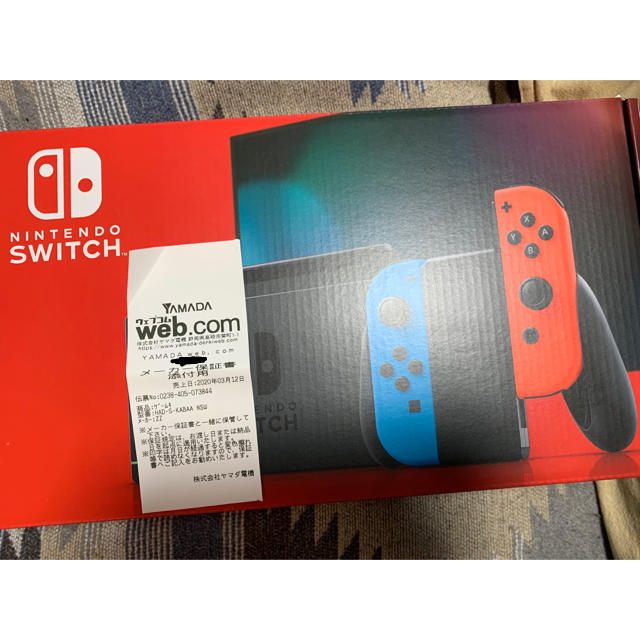 最終値下げNintendo Switch 新品 未使用 ネオンカラー1個Joy-Conグリップ