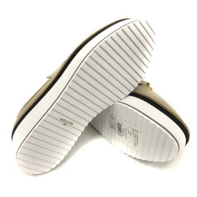 MERCURYDUO(マーキュリーデュオ)のマーキュリーデュオプラットフォームフェイクレザー厚底ローファー美品値下げ レディースの靴/シューズ(ローファー/革靴)の商品写真