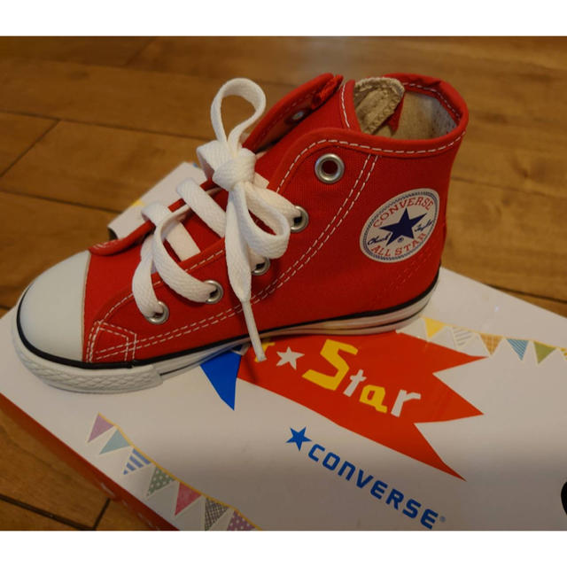 CONVERSE(コンバース)の赤のハイカットコンバースキッズ キッズ/ベビー/マタニティのキッズ靴/シューズ(15cm~)(その他)の商品写真