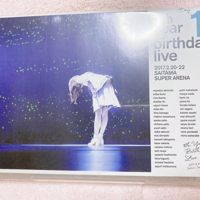 乃木坂46(ノギザカフォーティーシックス)の乃木坂46  5th　YEAR　BIRTHDAY　LIVE　Blu-ray エンタメ/ホビーのDVD/ブルーレイ(ミュージック)の商品写真
