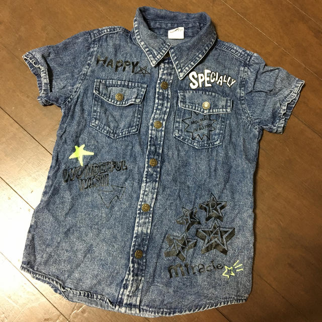 ANAP Kids(アナップキッズ)のゆづはる様専用アナップキッズ  デニムシャツ  110 キッズ/ベビー/マタニティのキッズ服女の子用(90cm~)(Tシャツ/カットソー)の商品写真