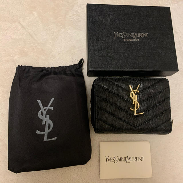 Saint Laurent(サンローラン)の※たまさん様専用　イブサンローラン　折り財布 レディースのファッション小物(財布)の商品写真