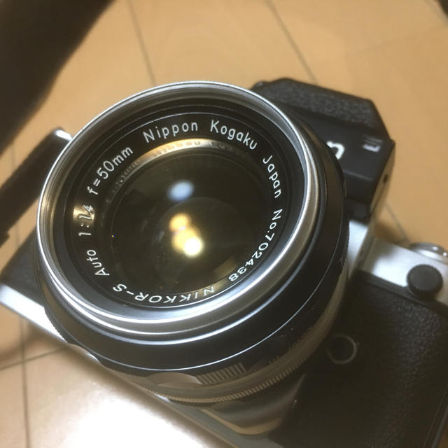 NIKON F2 ケース、レンズ、ストラップ付き 【極美品】