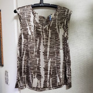 マックスマーラ(Max Mara)のMax Mara　ノースリーブ カットソー　(カットソー(半袖/袖なし))