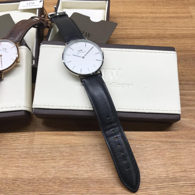 Daniel Wellington(ダニエルウェリントン)のDanielWellington 腕時計３６㎜ ４０㎜(別売り可能） レディースのファッション小物(腕時計)の商品写真